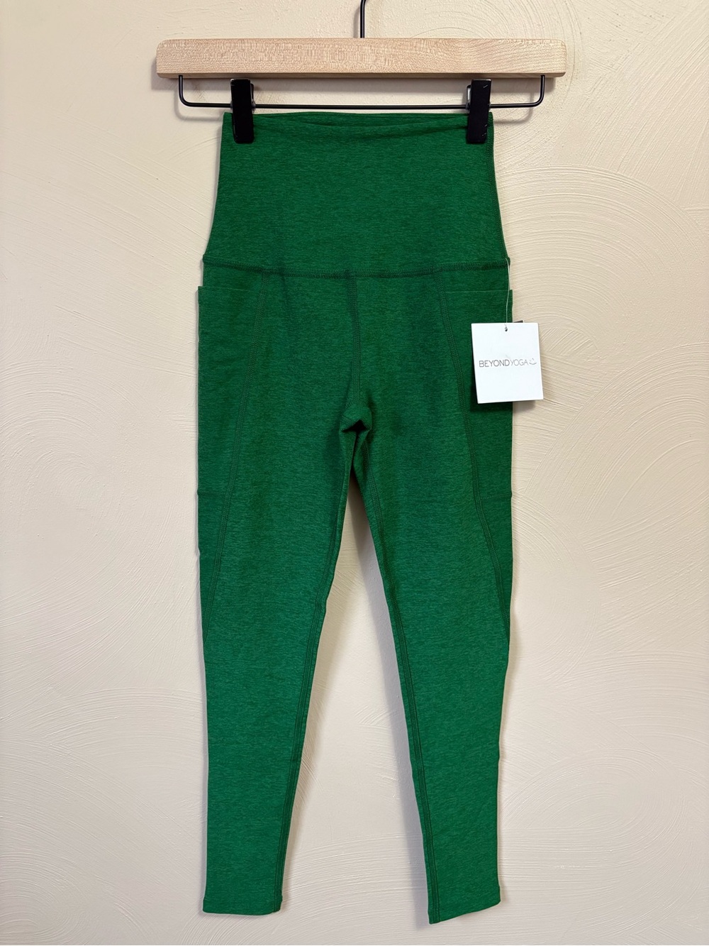 Beyond Yoga Spacedye Out Of Pocket High Waisted Midi Legging Green XXS NWT New